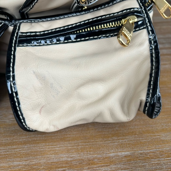 Badgley Mischka Shoulder Bag Nude with Black Patent Details and Gold Hardware - Picture 15 of 15